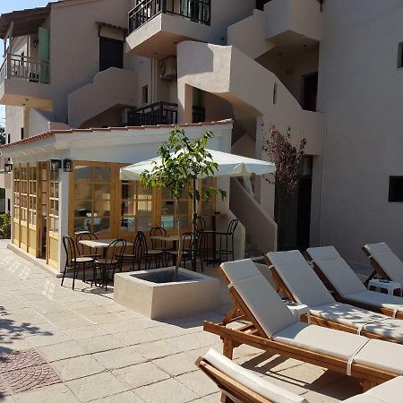 Sirocco Apartments ヘルソニソス エクステリア 写真