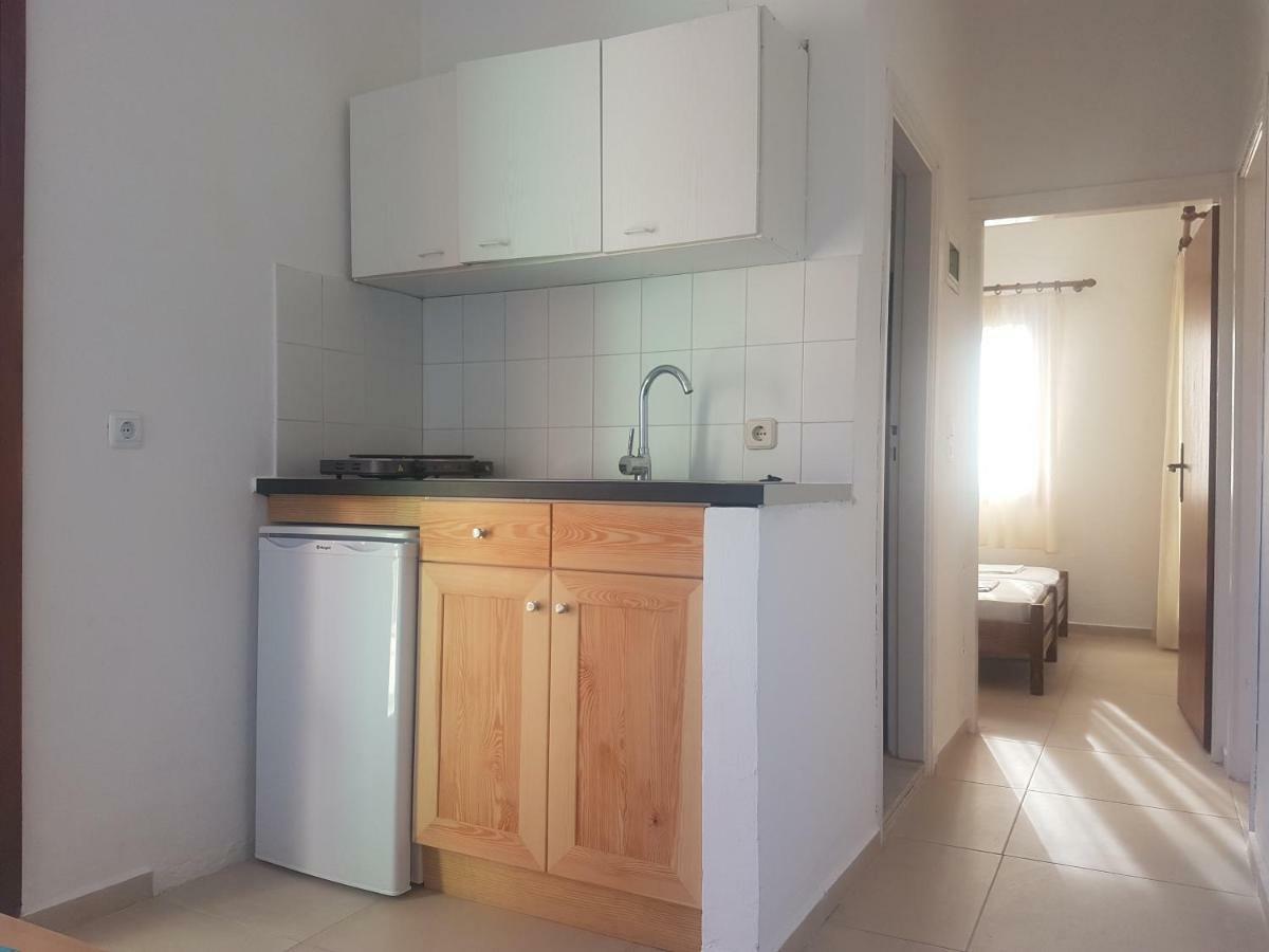 Sirocco Apartments ヘルソニソス エクステリア 写真